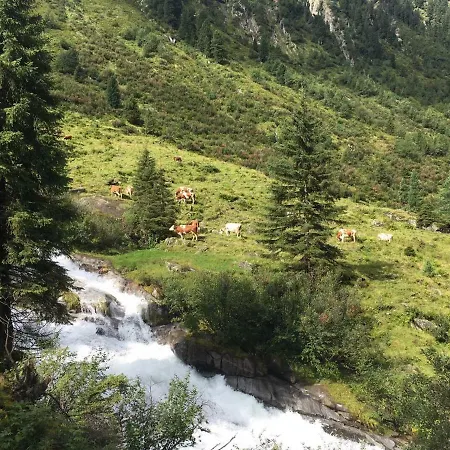 Am Dorfplatz Konigsleiten