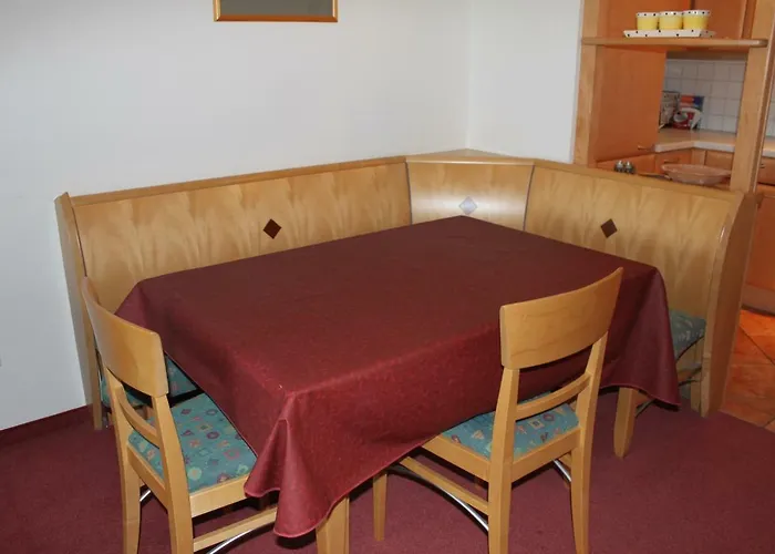 Am Dorfplatz Apartman Königsleiten