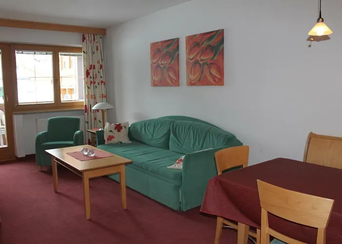 Am Dorfplatz Konigsleiten